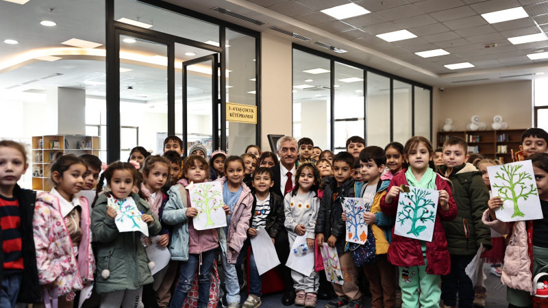 ŞAHİNBEY MİLLET KÜTÜPHANESİNE ÖĞRENCİLERDEN YOĞUN İLGİ